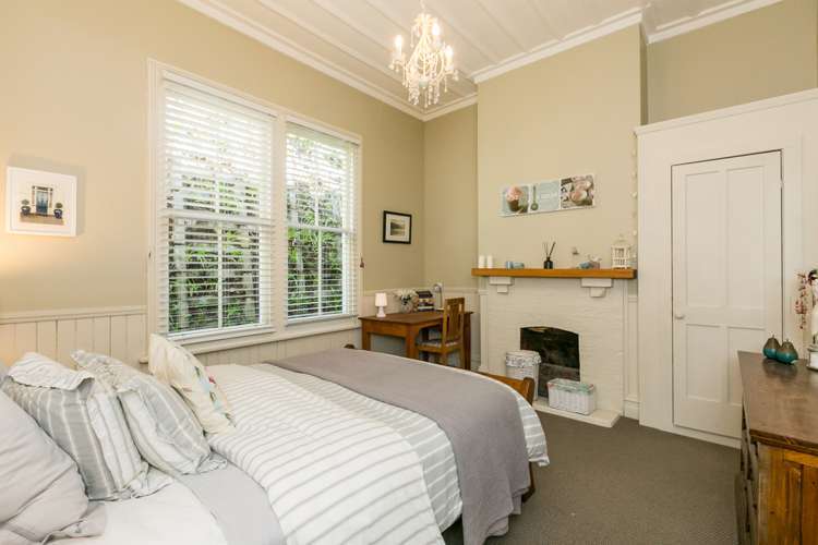 6 Seapoint Road Bluff Hill_11