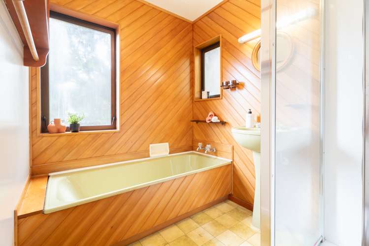 18 Roys Road Plimmerton_12