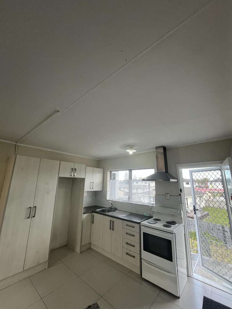 3/2 Tennesse Avenue Mangere East_4