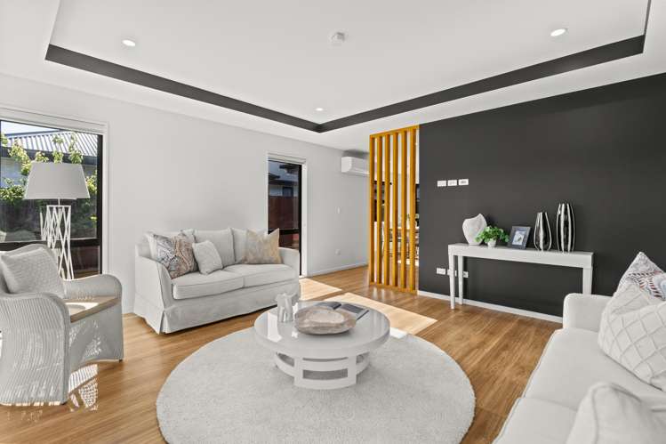 12 Orchiston Way_3