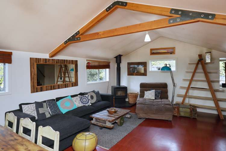 321 Port Hills Road Hillsborough_5