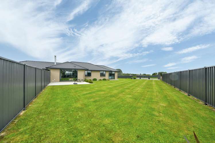 11 Tui Place Edendale_24