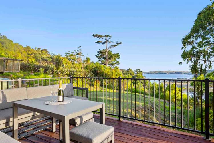 3 Riverhaven Drive Stanmore Bay_29