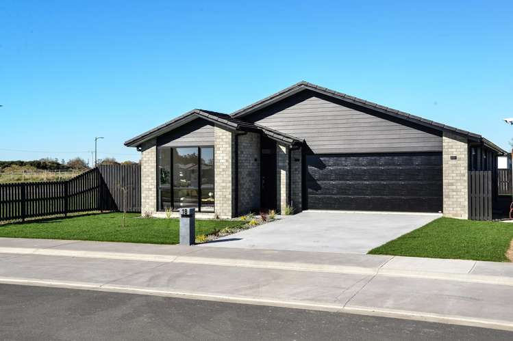 18 Tiroake Street_0