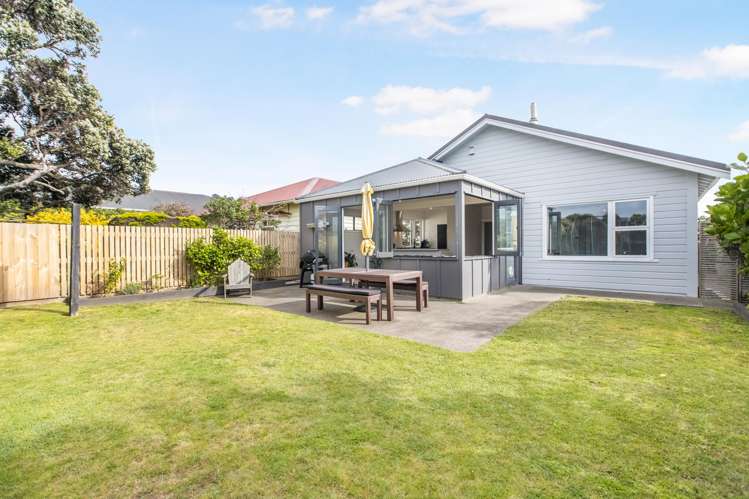 34 Puru Crescent Lyall Bay_12