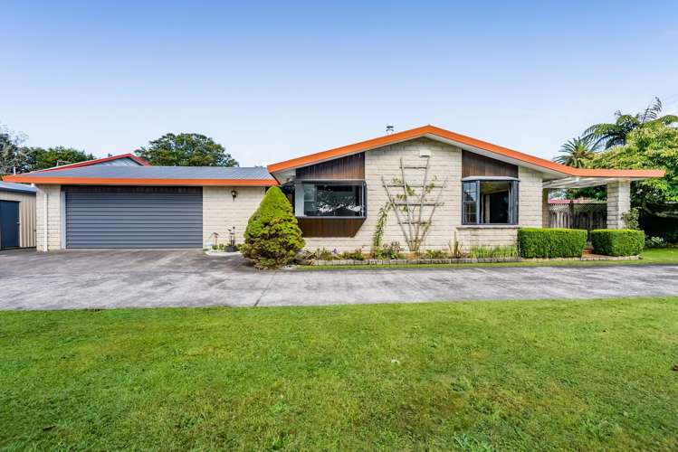 37 Pembroke Road East Stratford_43