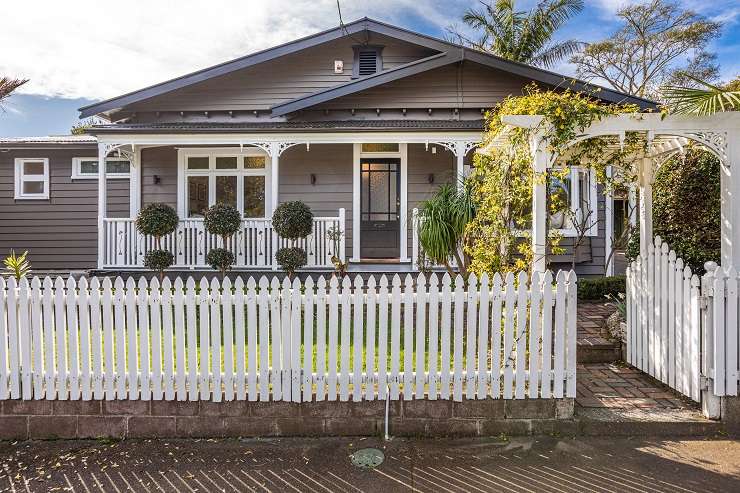 cream brick and tile house with lawn in front  5 Carlingford Drive, East Tamaki, Auckland