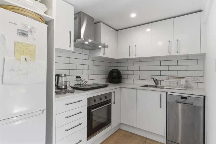 60 Hammond Avenue Hatfields Beach_24