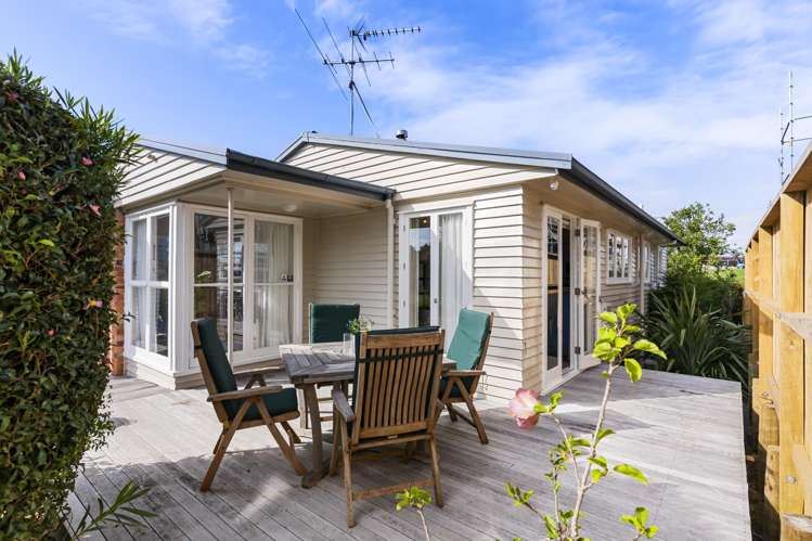 24 Weybridge Crescent Glen Innes_8