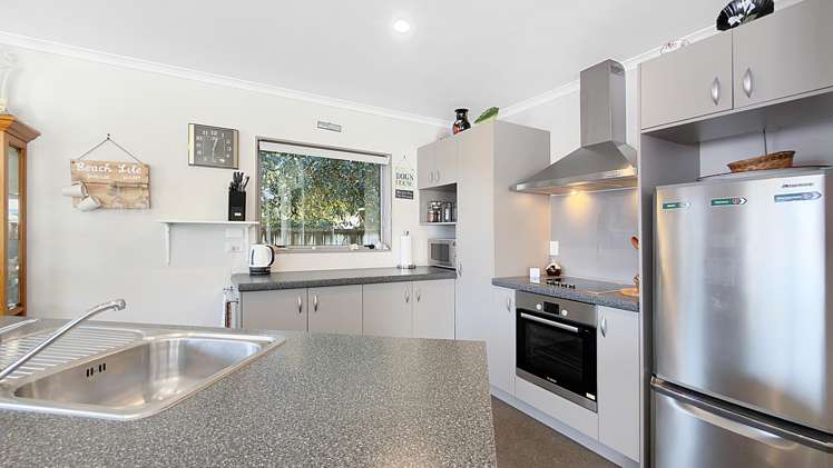 8 Mako Avenue Whiritoa_4