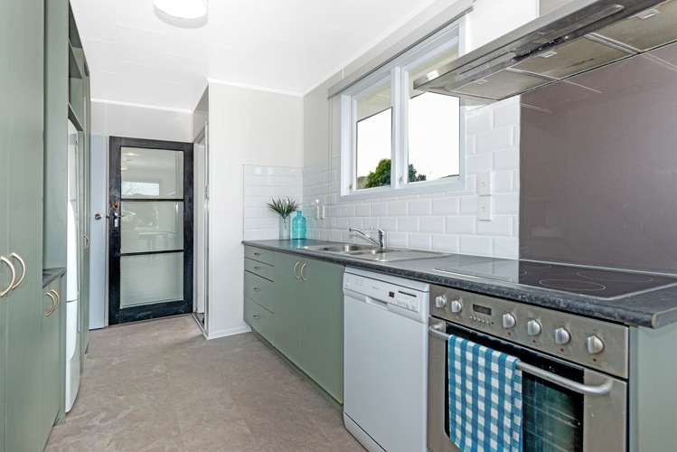 9 Donna Street Outer Kaiti_6