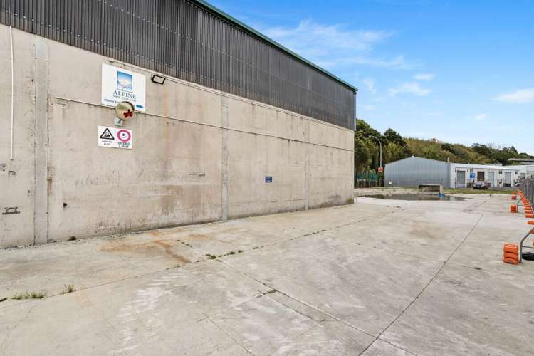 30-32 Koromiko Street & 8 Erica Street Judea_4