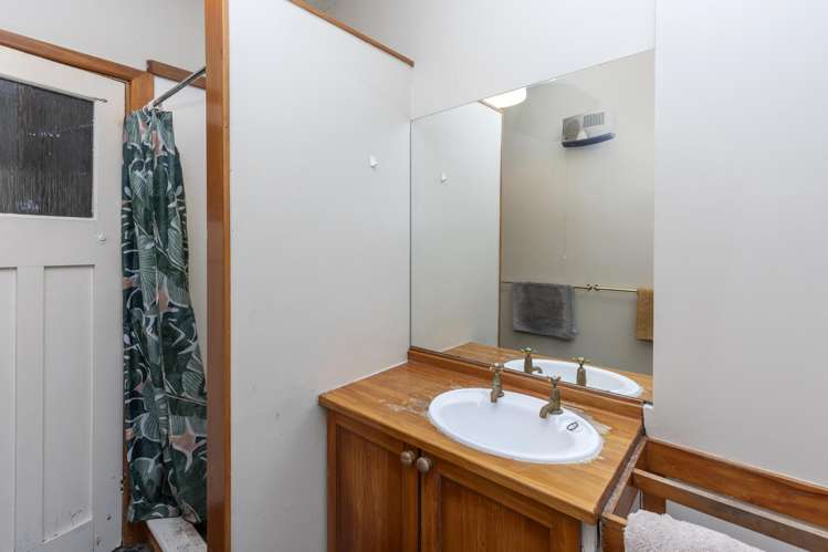 13 Roosevelt Avenue Saint Albans_12