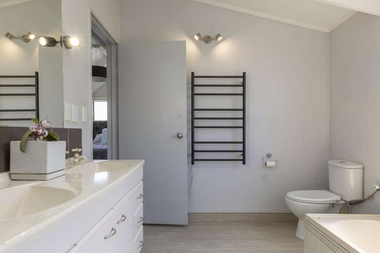 83 Harvey Street Waipahihi_23