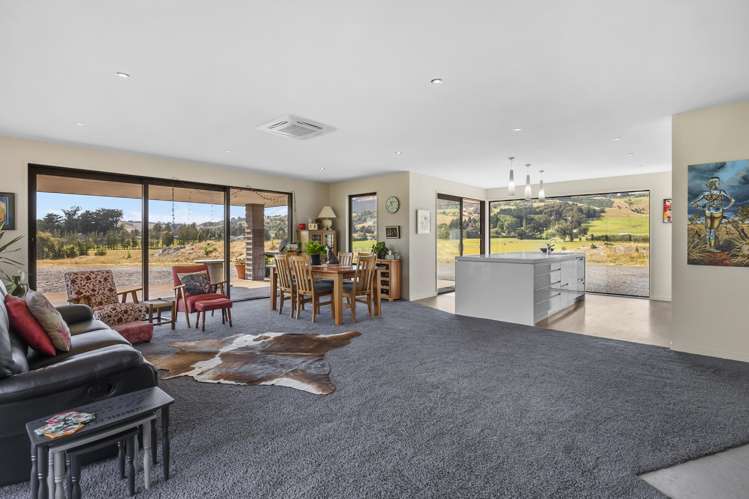 257 Gladstone Road South East Taieri_7