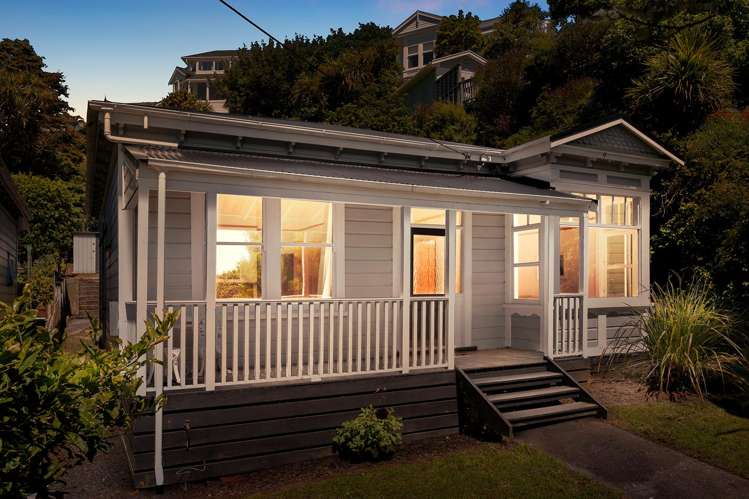 9 Laura Avenue Brooklyn_14