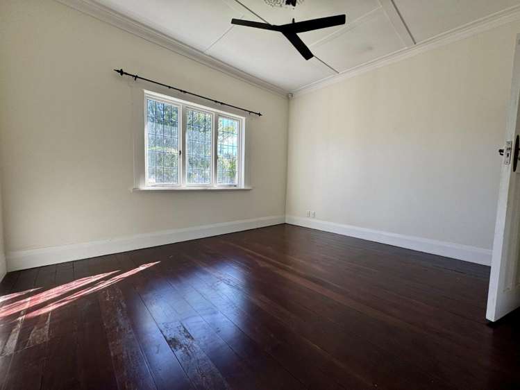 35 Cornwall Park Avenue Epsom_7