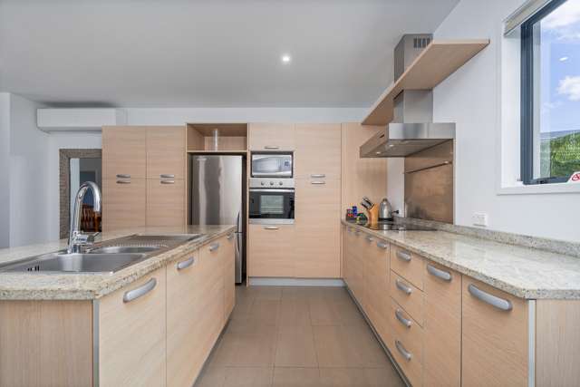 17/73 South Highway Whitianga_4