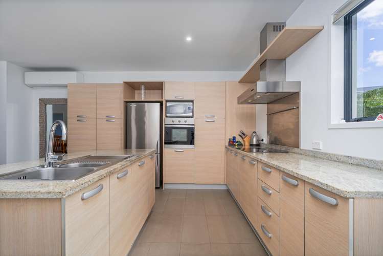 17/73 South Highway_4