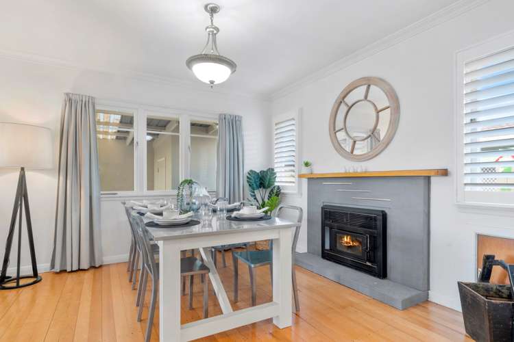 19a Pemberton Crescent Greerton_6