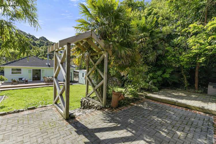 96 Hair Street Wainuiomata_20