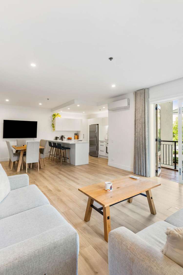 1E/18 Joseph Banks Terrace Remuera_8