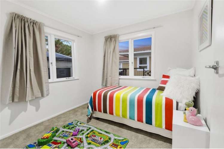 128 Gloucester Road 10686_6