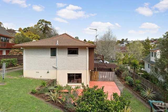 Four Bedrooms Home in Rangitoto Zone