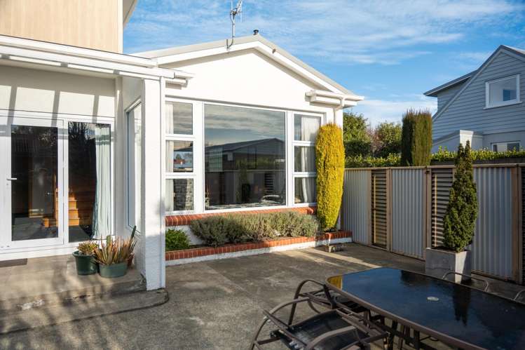 110 Chelmsford Street Windsor_38