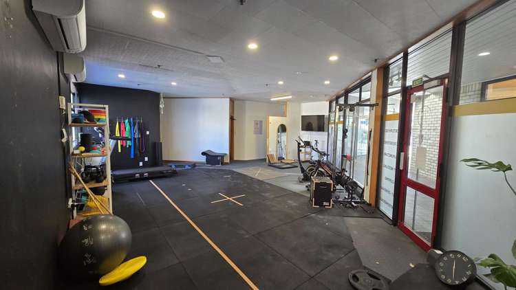 Shop 4/42-46 Jellicoe Street Te Puke_6