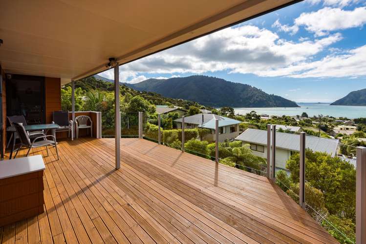 3 Ruataniwha Place Okiwi Bay_2