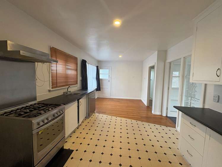 1 Clearbrook Street_0