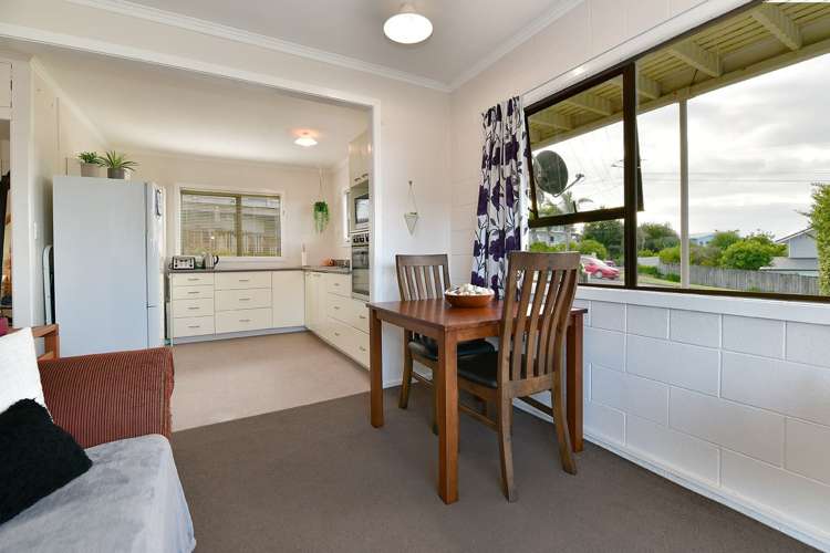 22 Alexander Road Algies Bay_19