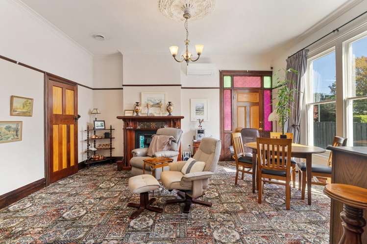 112 Birdwood Avenue_3