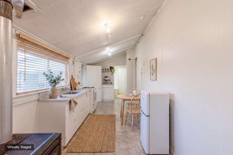 5 Collins Street Waipawa_14