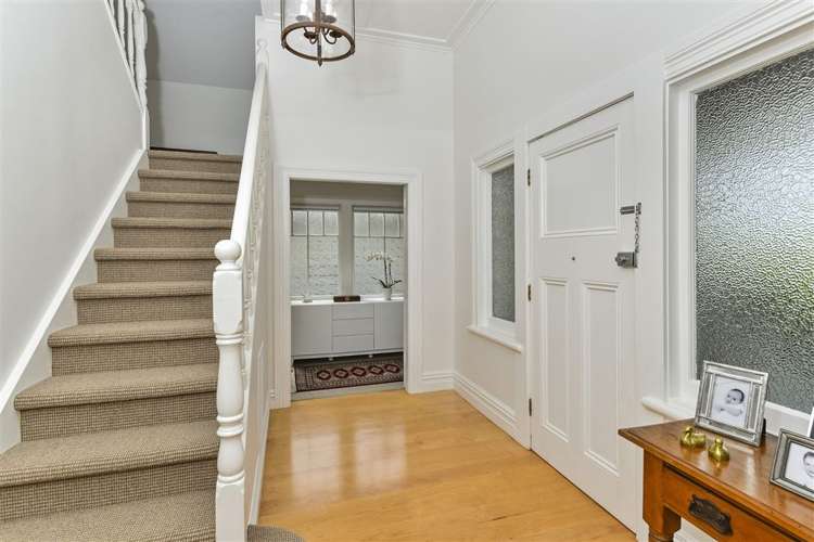 169 Vauxhall Road Narrow Neck_13