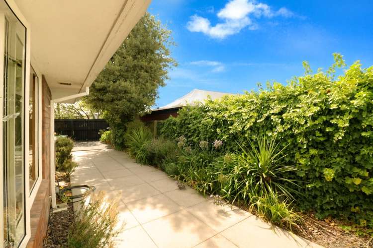 104A Bassett Street Burwood_11