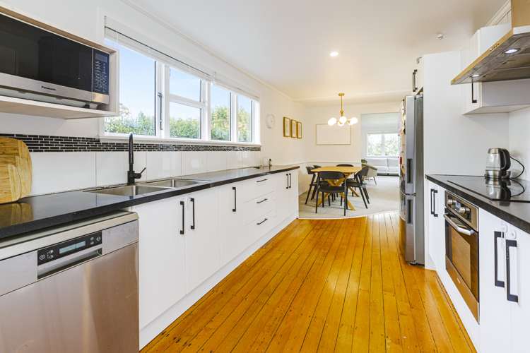 12 Village Way Ardmore_11