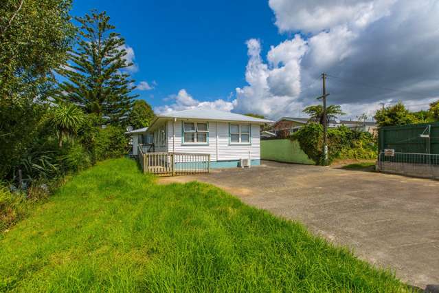 83 Christmas Road Manurewa_1