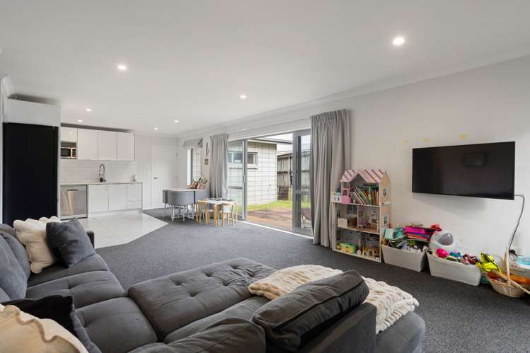 2/2B Waimarie Street Nawton_8