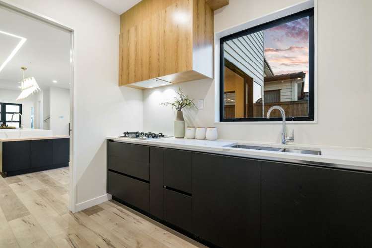 11 Downpatrick Drive Flat Bush_9