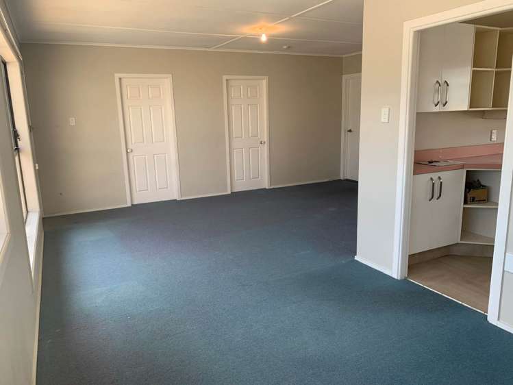 61 Kings Road Panmure_5