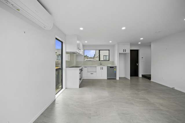 1/107 Porchester Road Papakura_3