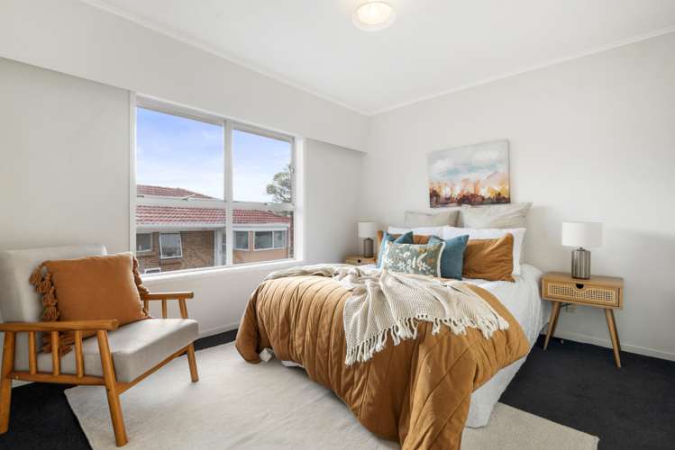 2/110 Hillside Road_5