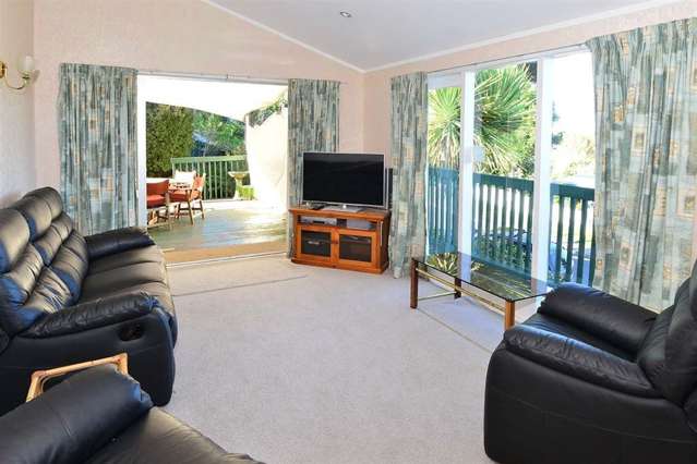 1 Finn Place Totara Vale_3