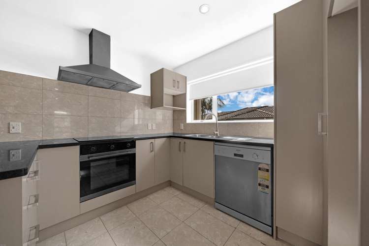 12 John Broad Place_3