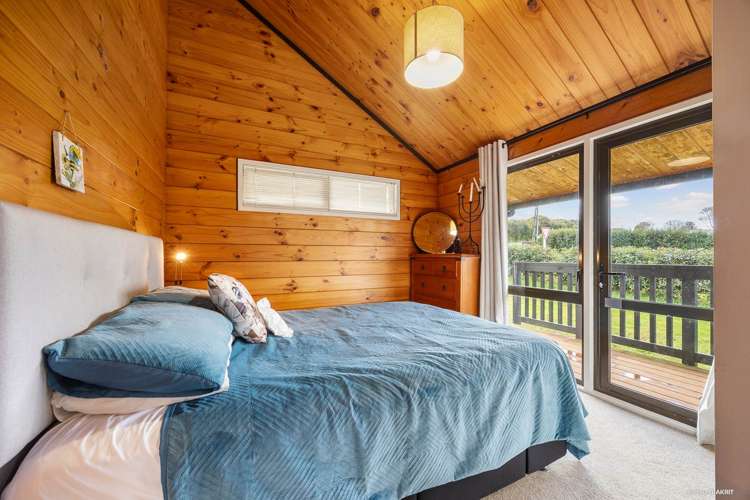 8 Clark And Denize Road Pukekawa_9