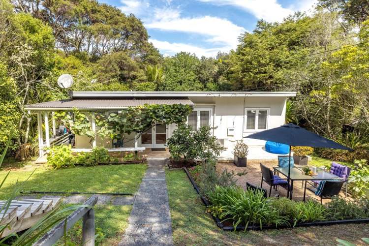 62 Waiheke Road_0