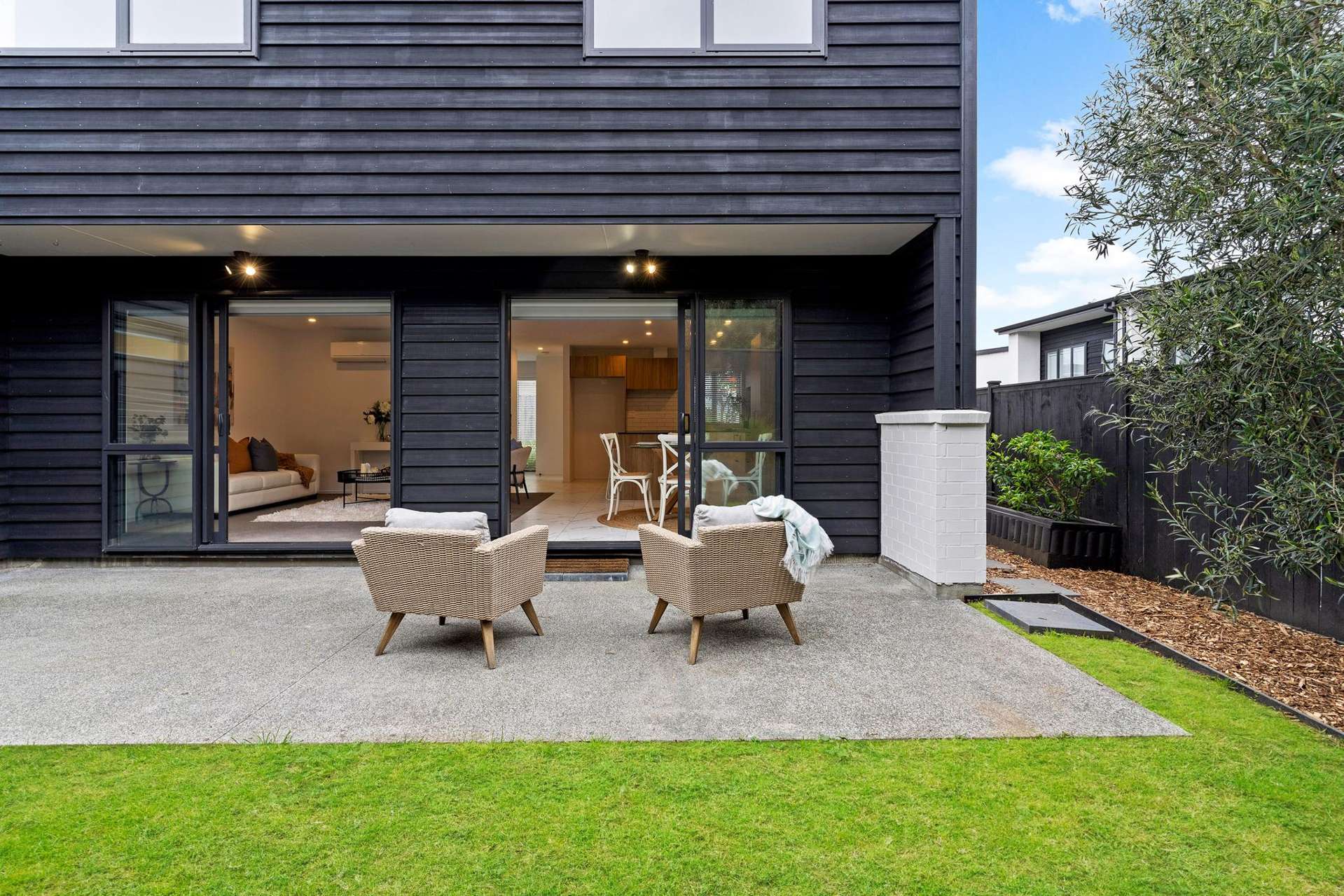 96d Karaka Road Beachlands_0