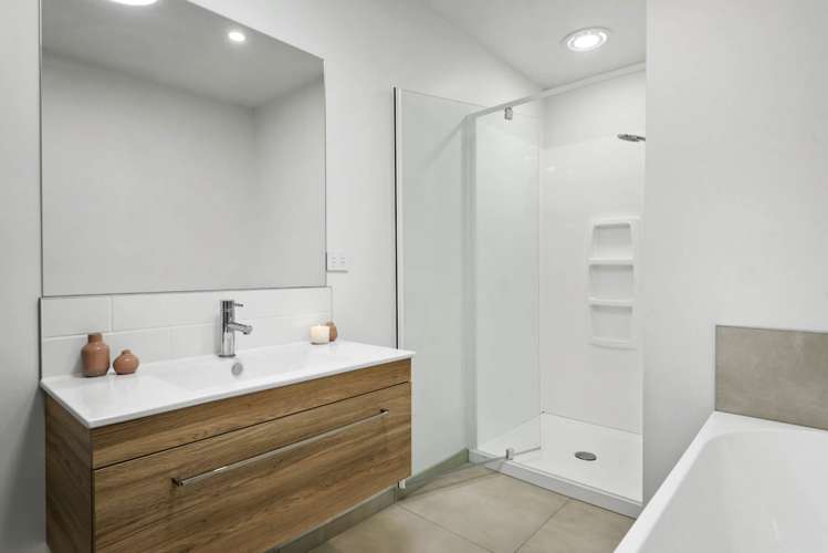 17 Omahuru Road Glenbrook_14